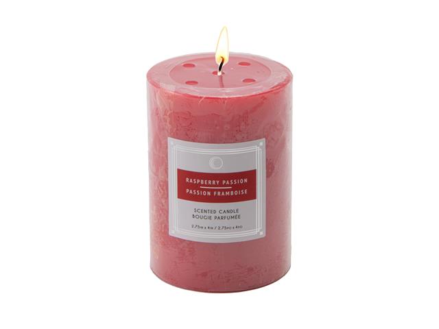 2.75" X 4" SCENTED PILLAR CANDLE (RASPBERRY PASSION) (8/DISP)